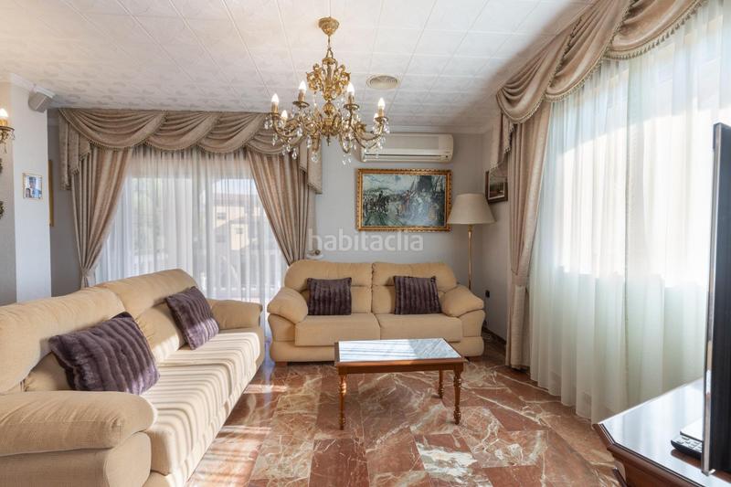 Foto 2880a0fe-7989-4d75-b5b3-5383aaf2121f. Casa pareada amplio pareado en vega de granada tu nuevo hogar espera por ti en Jun