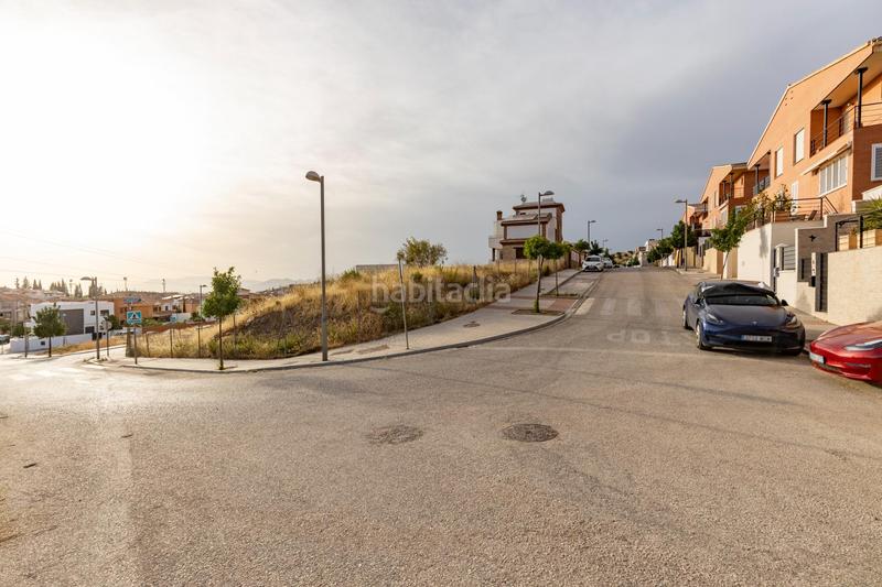 Foto 2602392c-67b1-4460-9881-dad020339652. Terreny residencial a calle malvasía 7 a Huétor Vega