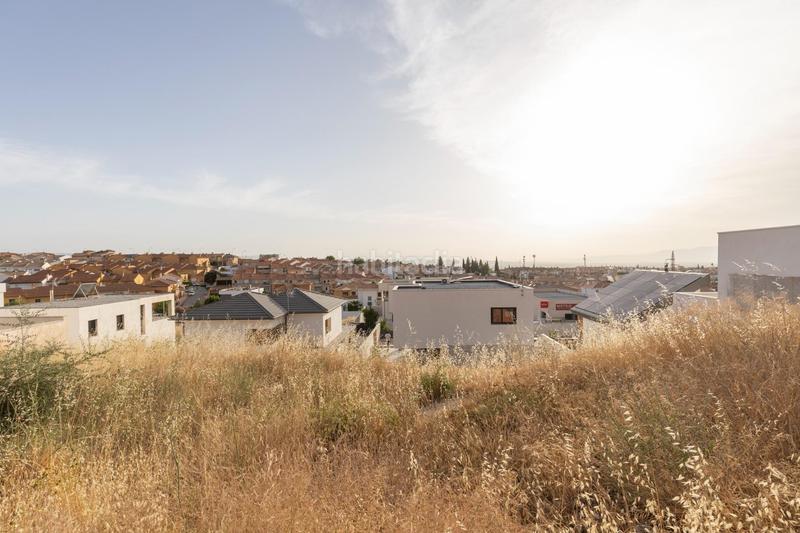 Foto ba3a3331-f3cf-447a-bda6-682b5317ccb8. Terreny residencial a calle malvasía 7 a Huétor Vega