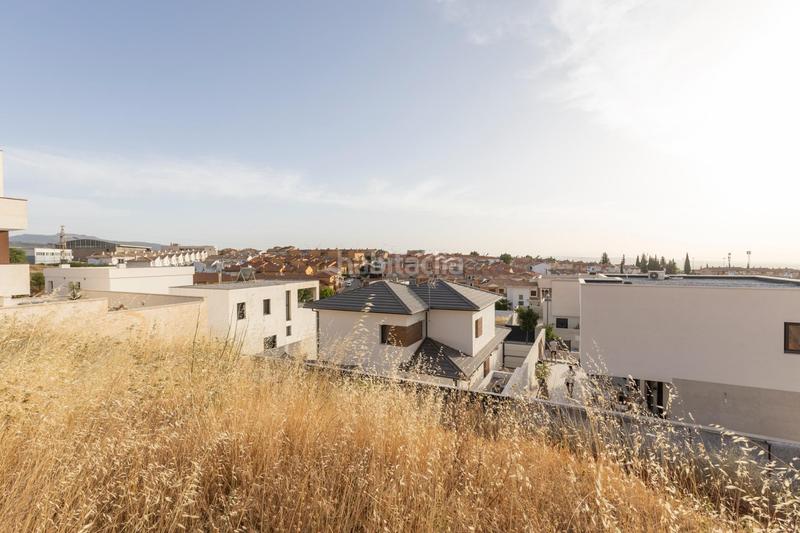 Foto 69acae52-4b6c-441e-89d9-b407911396bd. Wohngrundstück in calle malvasía 7 in Huétor Vega