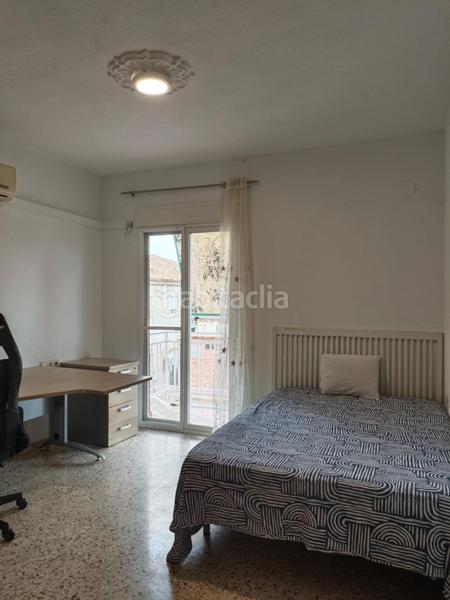 Foto 2b419520-5e30-4b74-bfab-32ecae5e2ee9. Location appartement dans Barrio de Zaidín Granada