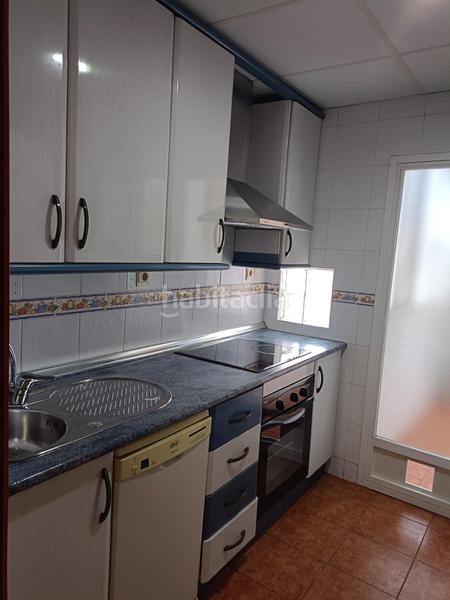 Foto ea695f9f-ba55-4180-bad7-40bdf58893b2. Location appartement dans Barrio de Zaidín Granada