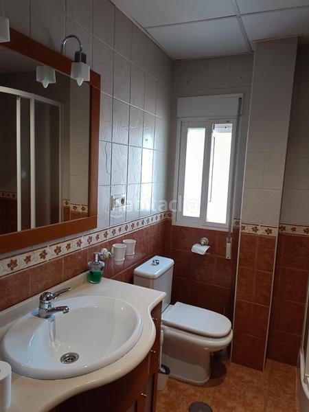 Foto f12c1b15-5b5f-4cdf-98d1-0bf6a5171173. Location appartement dans Barrio de Zaidín Granada