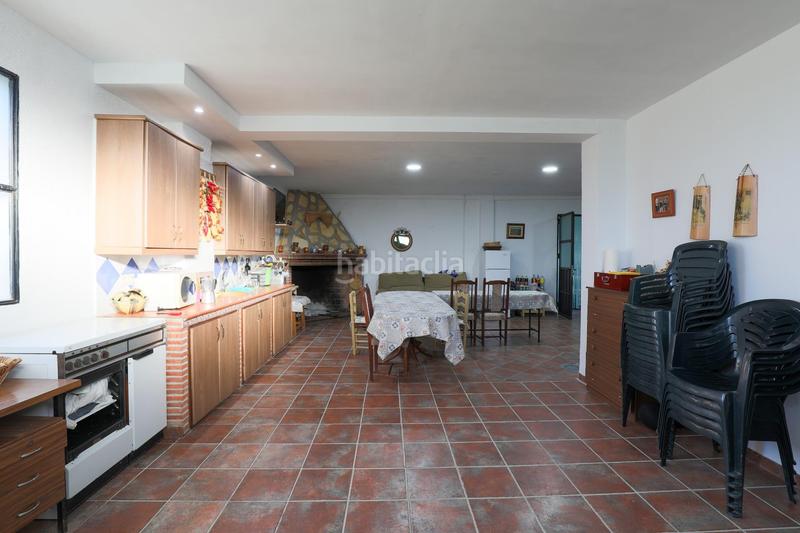 Foto 00f3c078-111d-4964-9383-f50f35f3d1e5. Casa amb aparcament a Albuñuelas