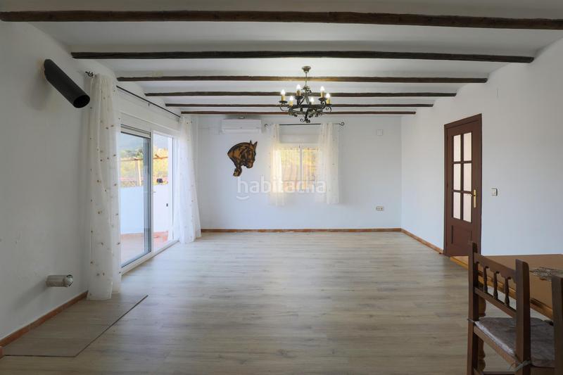 Foto 177fb2dc-bb89-421d-b2e2-e61bb1a0cd81. Casa amb aparcament a Albuñuelas