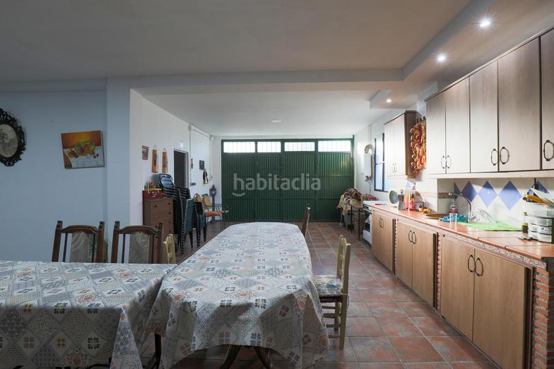 Foto 17acb1e3-8485-48b3-b032-139af13c1adb. Casa amb aparcament a Albuñuelas