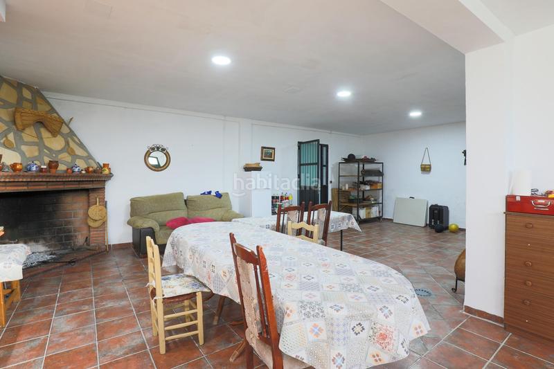 Foto 6fd5b442-fd2a-4d98-8962-993c9bbf332c. Casa amb aparcament a Albuñuelas