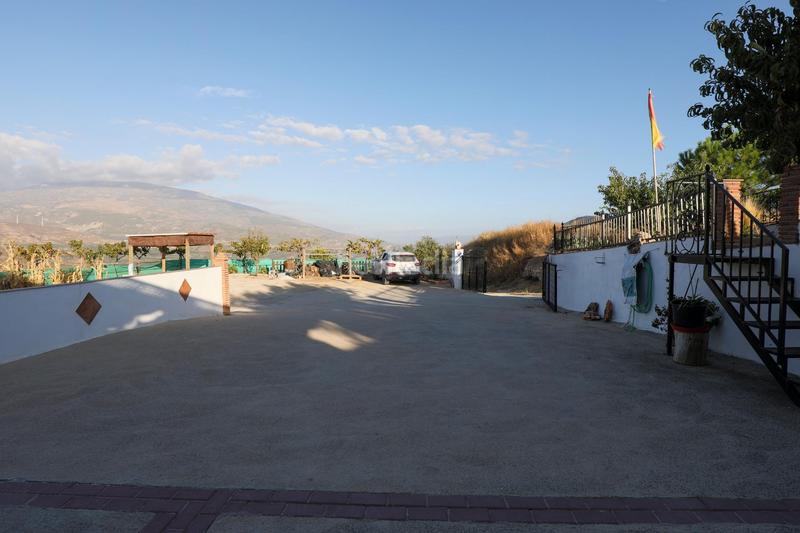 Foto 78036447-8ee0-40f7-9a77-8009660cc949. Casa amb aparcament a Albuñuelas