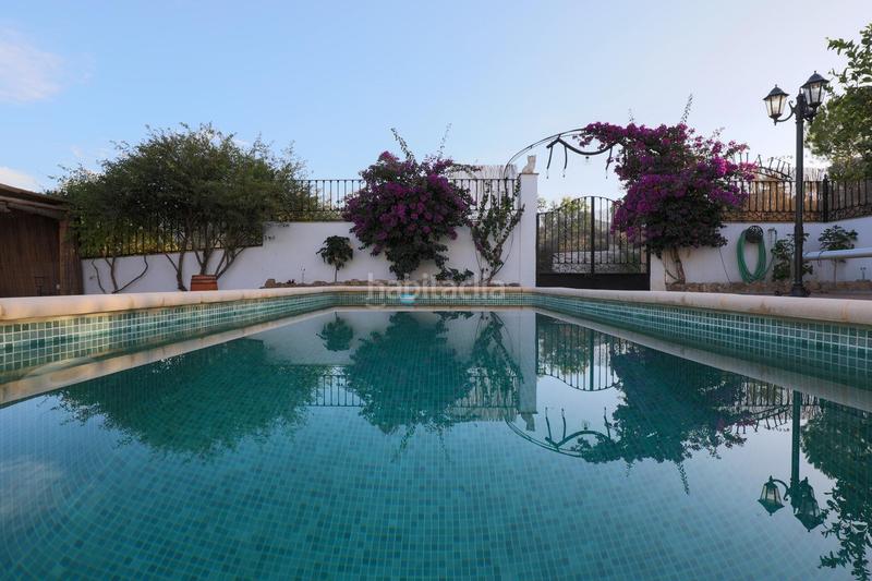 Foto 7d4950f4-8c2d-41f4-86e9-6169be8aa9b5. Casa amb aparcament a Albuñuelas