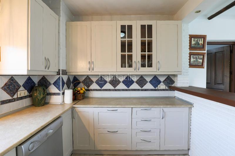 Foto 83cdfd25-b58e-4b68-a57c-ad0d7a5d92a6. Casa amb aparcament a Albuñuelas