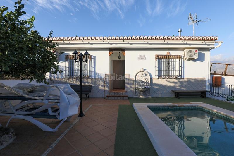 Foto bb575b97-5a90-4c8f-8cc2-dfa64309d531. Casa amb aparcament a Albuñuelas