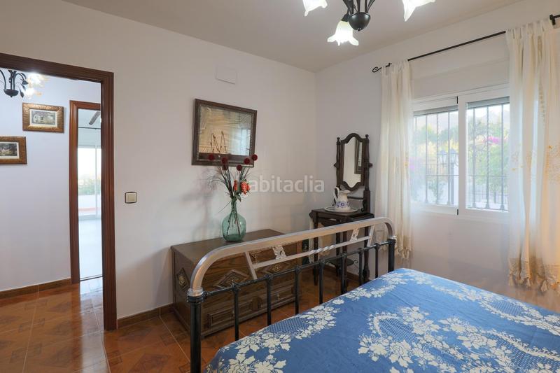 Foto ea742ff7-db46-4f05-9416-c808650a3dc5. Casa amb aparcament a Albuñuelas