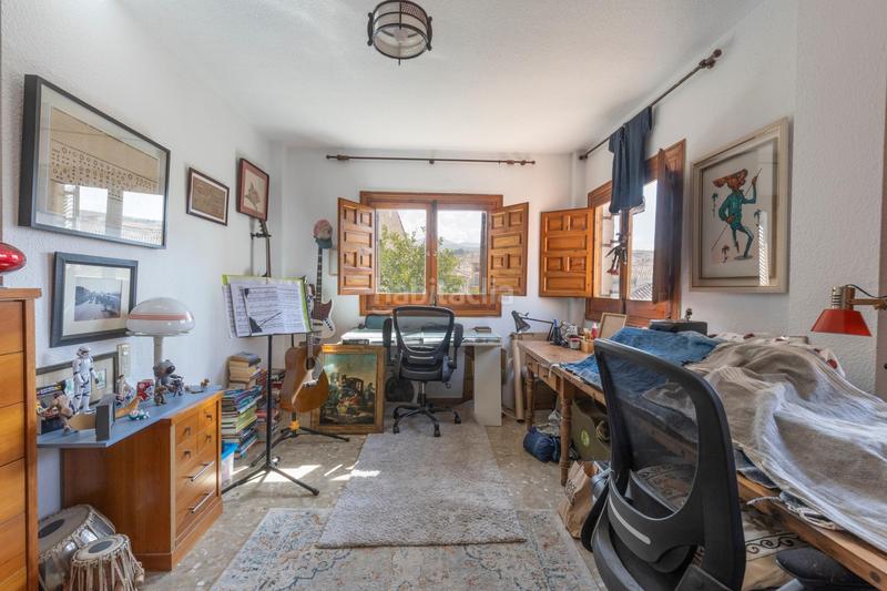 Foto 2f106533-5005-4854-867e-0c876094330e. Chalet con riscaldamento parcheggio in La Zubia Ciudad Zubia (La)