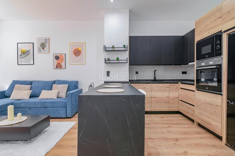 Foto 5e703f07-8125-454a-861e-d6c222b5e242. Alquiler apartamento moderno apartamento en alquiler en zona parque del genilneptunoarabial en Granada