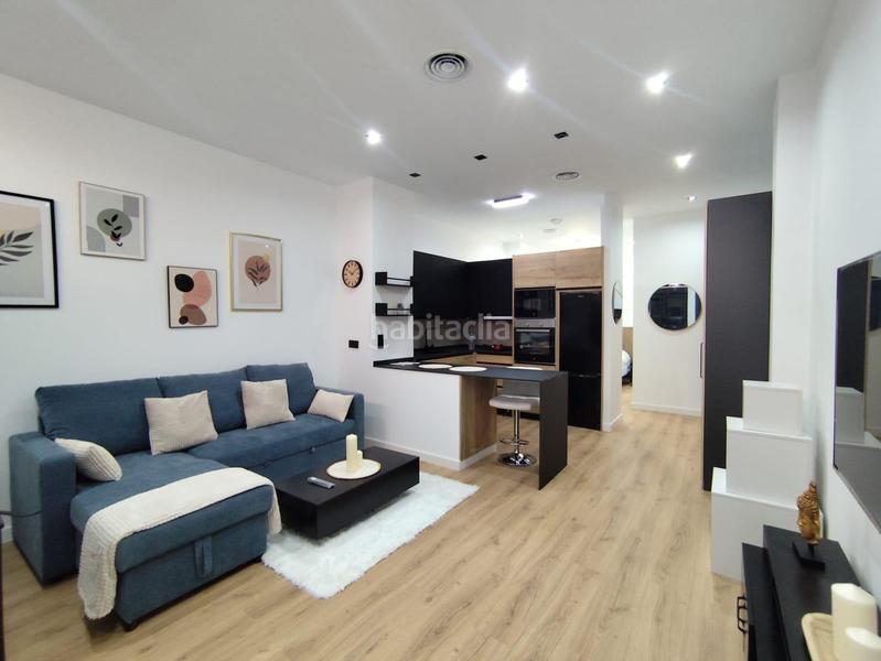 Foto 66fee2c7-a2cc-46d0-ac2a-4c136e6a4340. Alquiler apartamento moderno apartamento en alquiler en zona parque del genilneptunoarabial en Granada