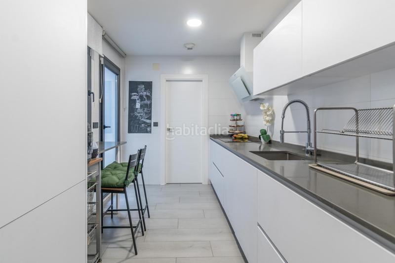 Foto 5c7abdd6-6e91-465f-a073-6cfa13498d7f. Pis amb calefacció aparcament piscina a San Miguel Armilla