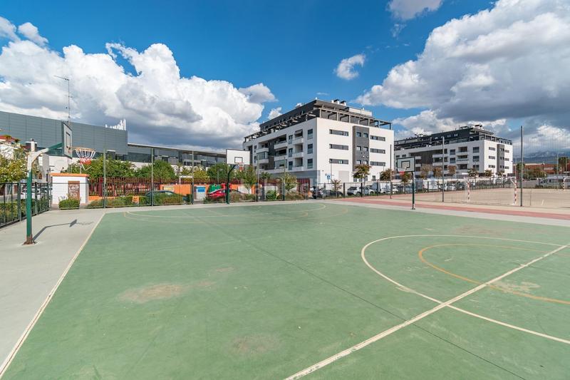 Foto bbb98621-b852-49cc-9d09-f08e93a743ea. Pis amb calefacció aparcament piscina a San Miguel Armilla