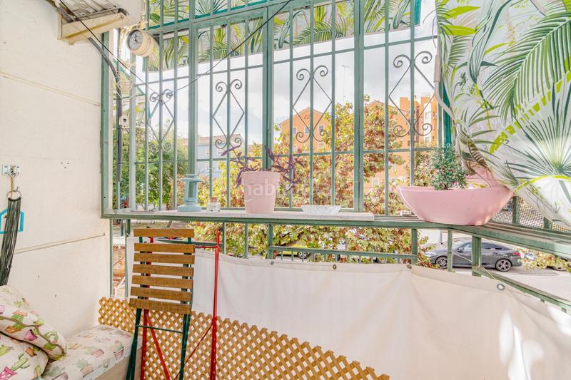 Foto 0c299e34-28d7-4cab-80a3-422859efe52b. Piso  en la codiciada zona del genil capital en Granada