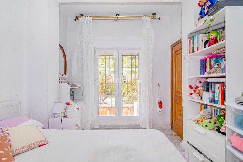 Foto 1ef0a06c-06ec-42f1-bdff-1a1393c48a0f. Piso  en la codiciada zona del genil capital en Granada