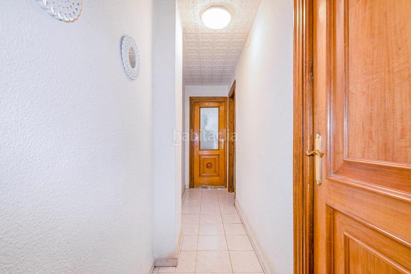 Foto a41b1bfb-68d6-4c6d-b287-69264a637d58. Piso  en la codiciada zona del genil capital en Granada