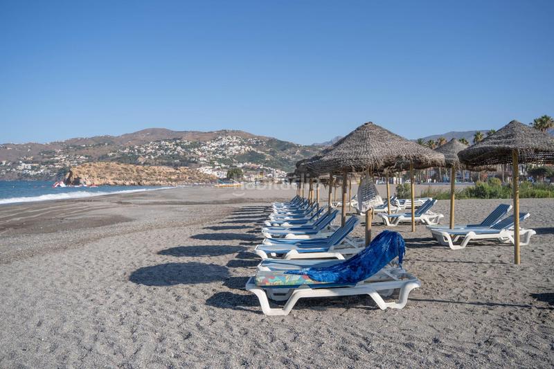 Foto 549e3d4c-9efb-4963-a438-aa22379b360d. Terreny residencial a carretera malaga (cal) 74 a Salobreña