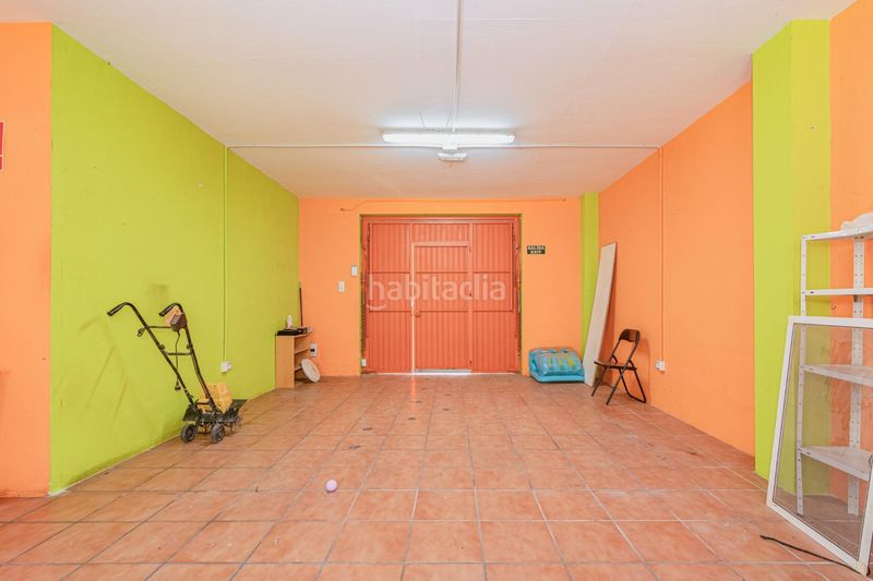 Foto 43de18bf-a6fa-430f-bbd8-94892cccd68f. Xalet amb piscina a Láchar