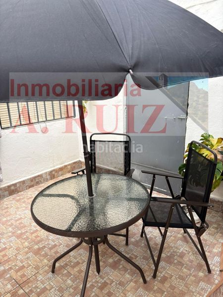 Foto 518d75e9-e583-442f-825d-8212f0e27f76. Pis amb xemeneia a Rute