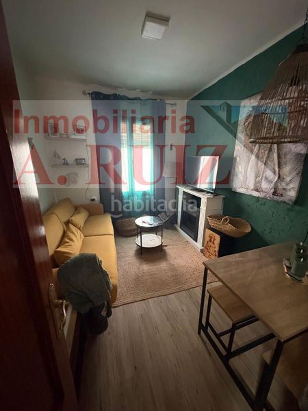 Foto 652f2245-d870-485a-bc26-3fdcf235928c. Pis amb xemeneia a Rute