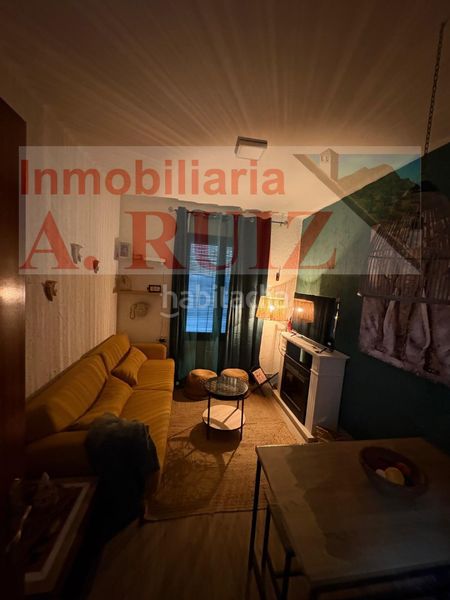 Foto 9d3ca77c-fca1-42c2-bcbf-9970c75324b1. Pis amb xemeneia a Rute