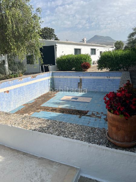 Foto afe8ae26-29c0-4c99-92ec-26b2fa748429. Finca rústica a Cabra