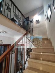 Casa adossada a Priego de Córdoba. Estupenda casa en venta en priego de córdoba