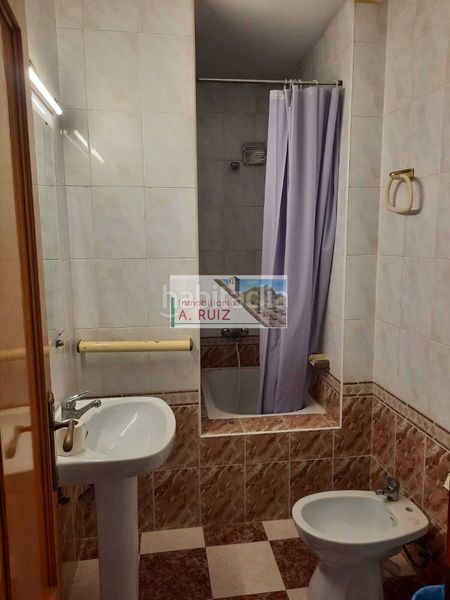 Foto 1f8df8d1-2945-45a8-94e1-38771c2ea964. Edificio in Navas del Selpillar Lucena