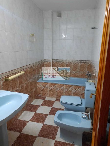 Foto 93cfc255-1432-4e87-9f73-075dafcd8a5d. Edificio in Navas del Selpillar Lucena