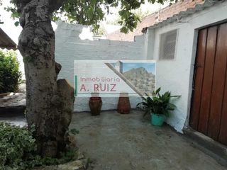 Casa a Priego de Córdoba. Casa semicéntrica con gran patio