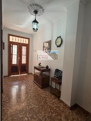 Casa adossada a Priego de Córdoba. ¡oportunidad de venta en el barrio de la inmaculada!