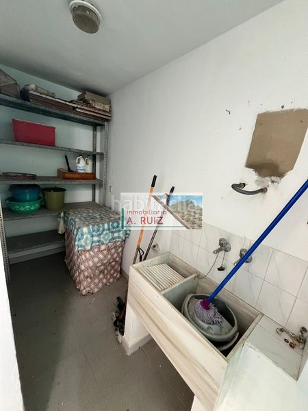Foto f2548064-53ae-4ef1-89be-770e3b69aebe. Casa a Almedinilla