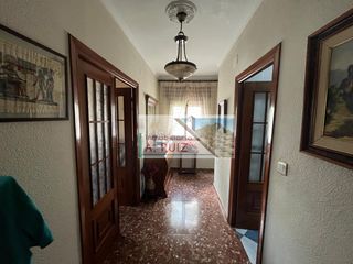 Appartement à Priego de Córdoba. ¡piso luminoso listo para entrar a vivir, cercano a la zona de r