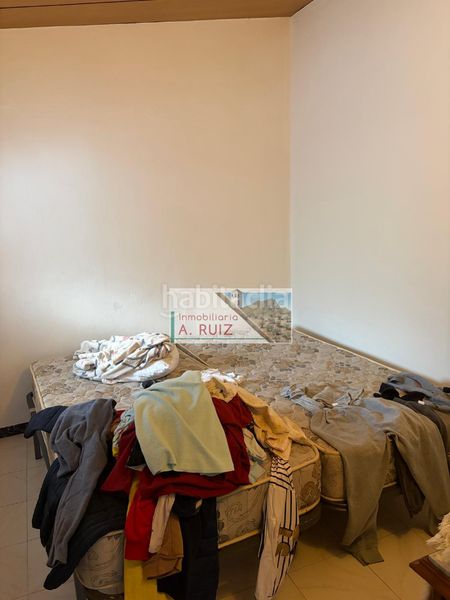 Foto 937cbe89-7010-45cc-a27b-0a87bcff10e5. Casa adossada a Almedinilla