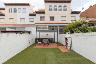Casa adossada a Calle los albercones 18. Adosada en oijares