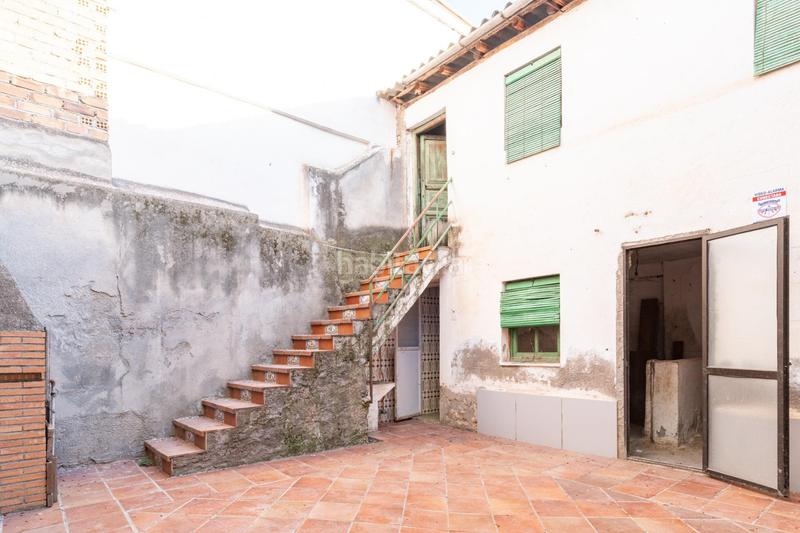 Foto ea394366-7f19-4701-a7ec-af119ea920cf. Casa adosada en calle miguel hernández 14 ideal inversion de casa en Albolote