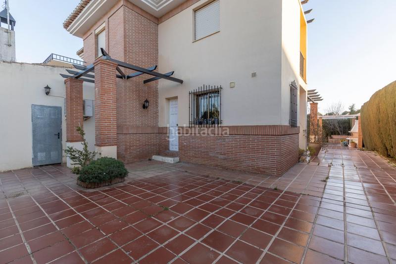 Foto 6c794726-b592-4fb0-babe-8da1672a5056. Chalet en calle ronda de la luz 36 chalet con parcela de 660 metros y ademas amueblado en Albolote