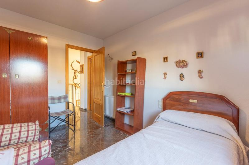 Foto fd341a30-9bc7-4eda-a840-b981aa5abf20. Chalet en calle ronda de la luz 36 chalet con parcela de 660 metros y ademas amueblado en Albolote