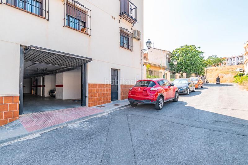 Foto 2c172e0c-2189-4221-b97b-fb01f83e7216. Piso  en la zubia con cochera y trastero en La Zubia Ciudad Zubia (La)