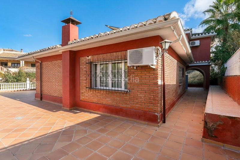 Foto 2f430c87-03c5-4022-b505-d28621ecf35d. Chalet en calle sierra nevada 54 huetor vega gran vivienda en Huétor Vega