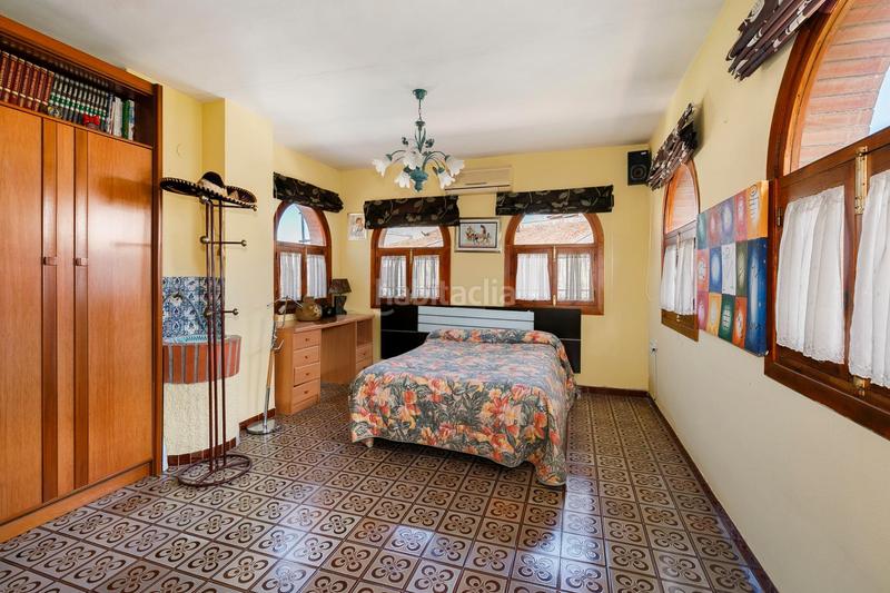 Foto 426ec2f7-18ad-4e58-a9b3-21371cf40413. Chalet en calle sierra nevada 54 huetor vega gran vivienda en Huétor Vega