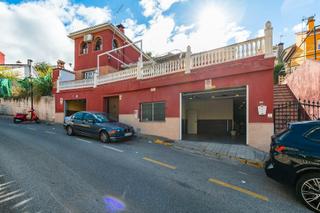 Xalet  Calle sierra nevada 54. Huetor vega gran vivienda