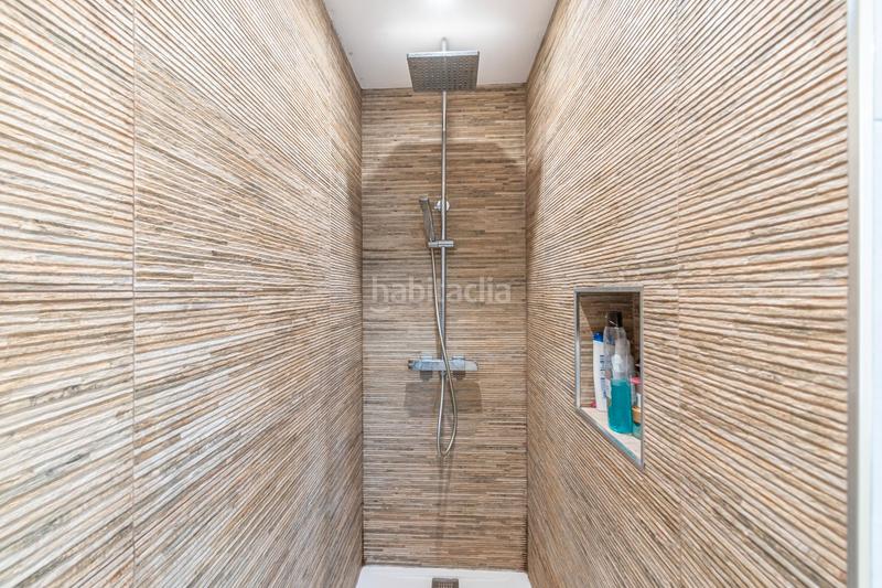 Foto 1bf603ed-d60c-4bee-ac18-5401822e8a41. Chalet  reformado con piscina en Otura