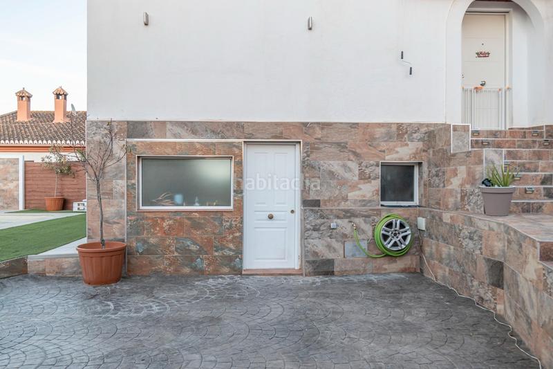 Foto 410a3154-2680-45c0-92b8-31c7f20b9646. Chalet  reformado con piscina en Otura