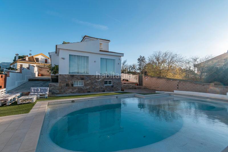 Foto 43ec2aa5-e55d-4100-b272-03fb12be4d7e. Chalet  reformado con piscina en Otura