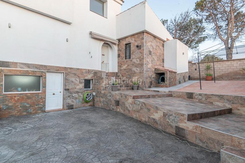 Foto f685e7bd-3997-4882-9eb9-843b125c22b1. Chalet  reformado con piscina en Otura